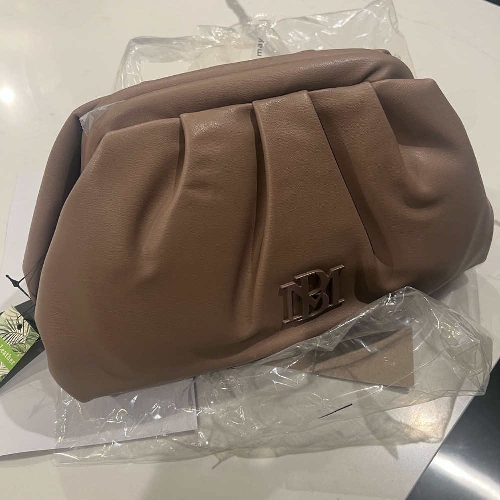 Badgley Mischka Clutch Purse